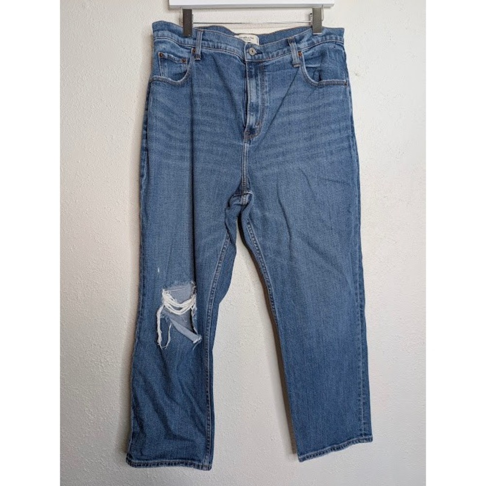 Abercrombie & Fitch Womens The Ankle Straight Jeans 33/16 Blue Distressed Denim